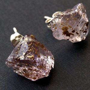 Gold Splatter & Raw Amethyst Crystal Earrings